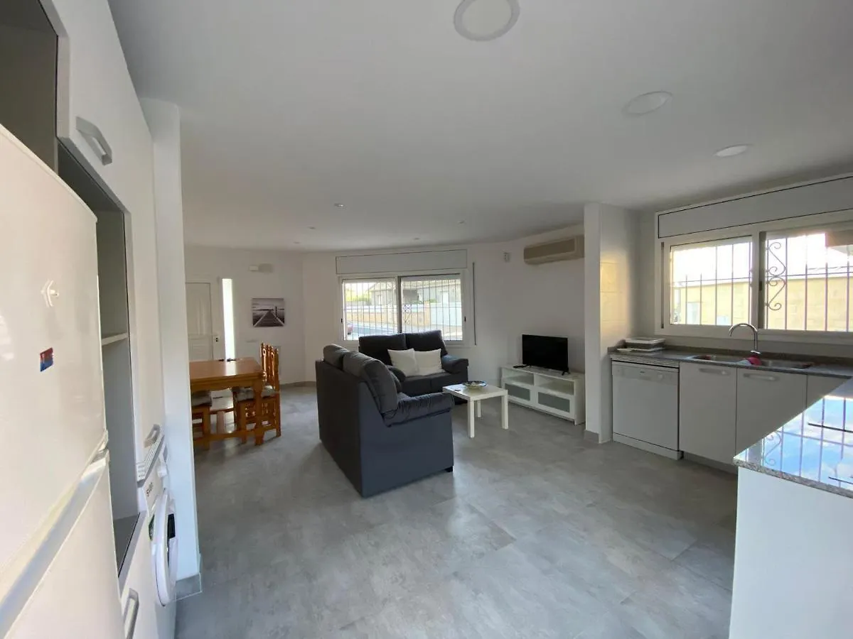 Casa Les Buganvilles Deltebre 0*,  Ισπανία
